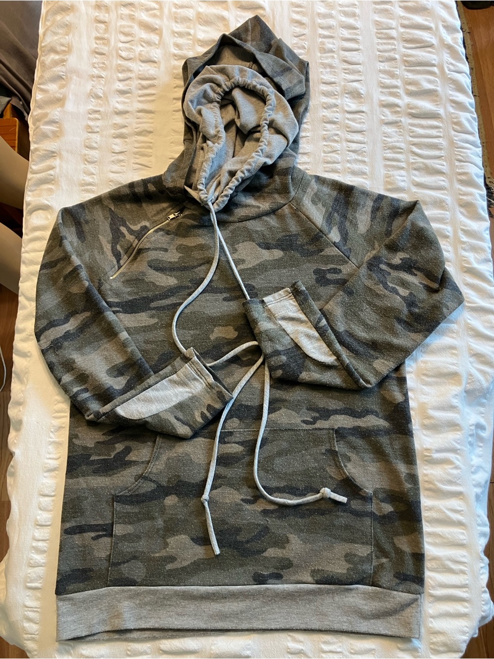 Boy’s Green Camo Hooded Pullover Sweatshirt